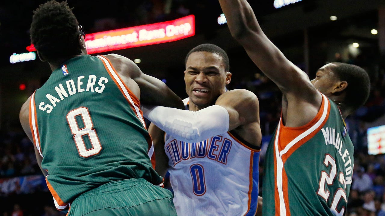 Bucks work in practice to improve defense, rebounding